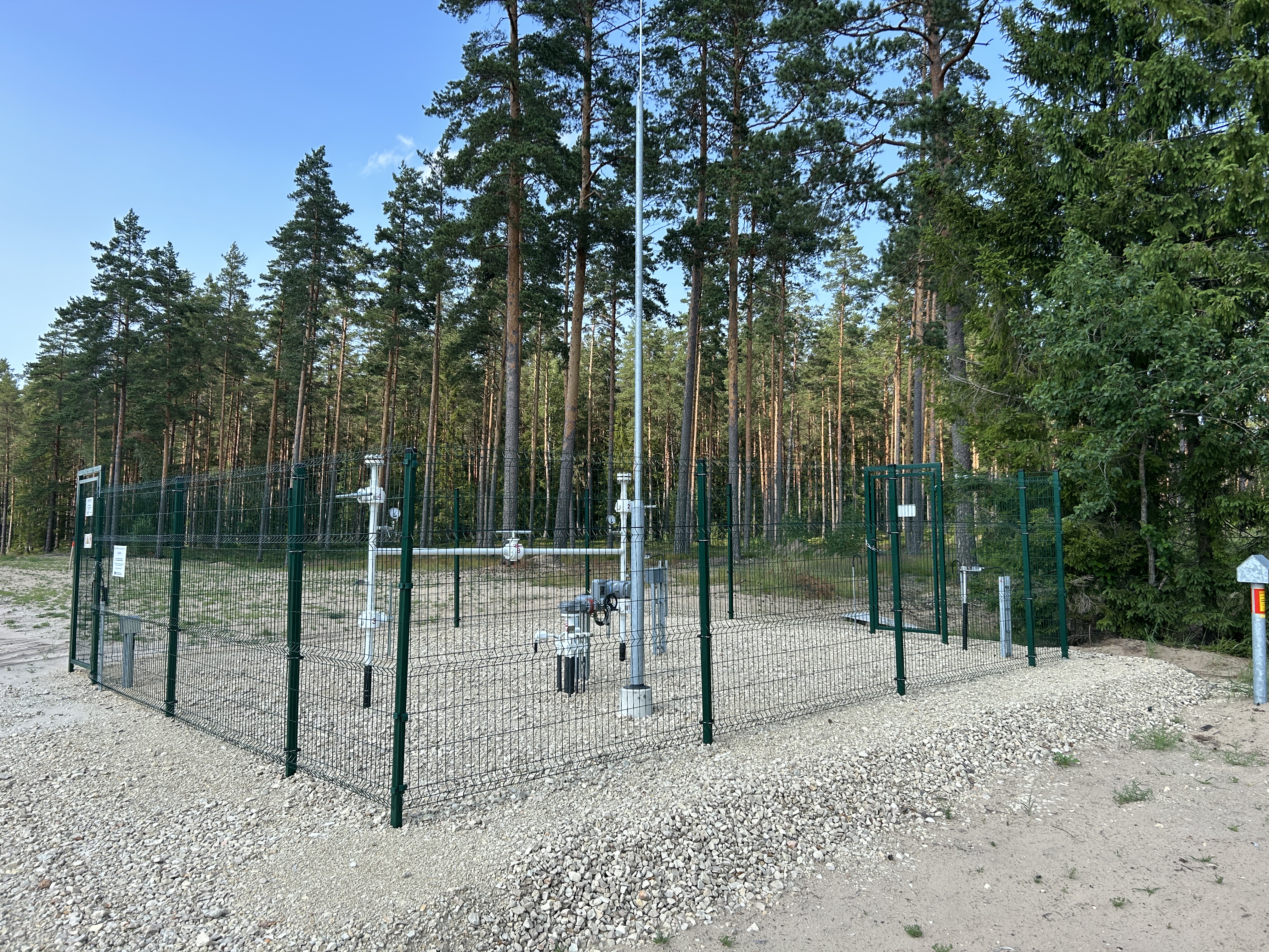 conexus baltic grid valve station
conexus baltic grid, krānu laukums pārvades vadi